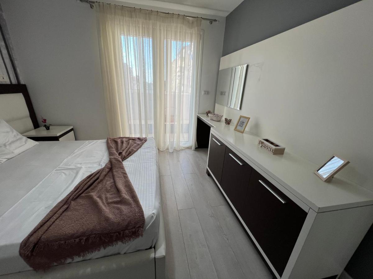 Tirana Noemi Home מראה חיצוני תמונה